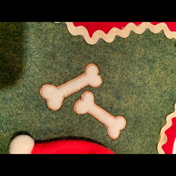 HOLIDAY DOG STOCKING. - Picture 4 of 8